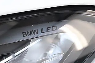 Used 2021 BMW M4 Competition White - Interior and Exterior details 18