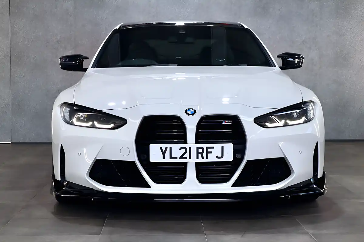 Used 2021 BMW M4 Competition White - Interior and Exterior details 4