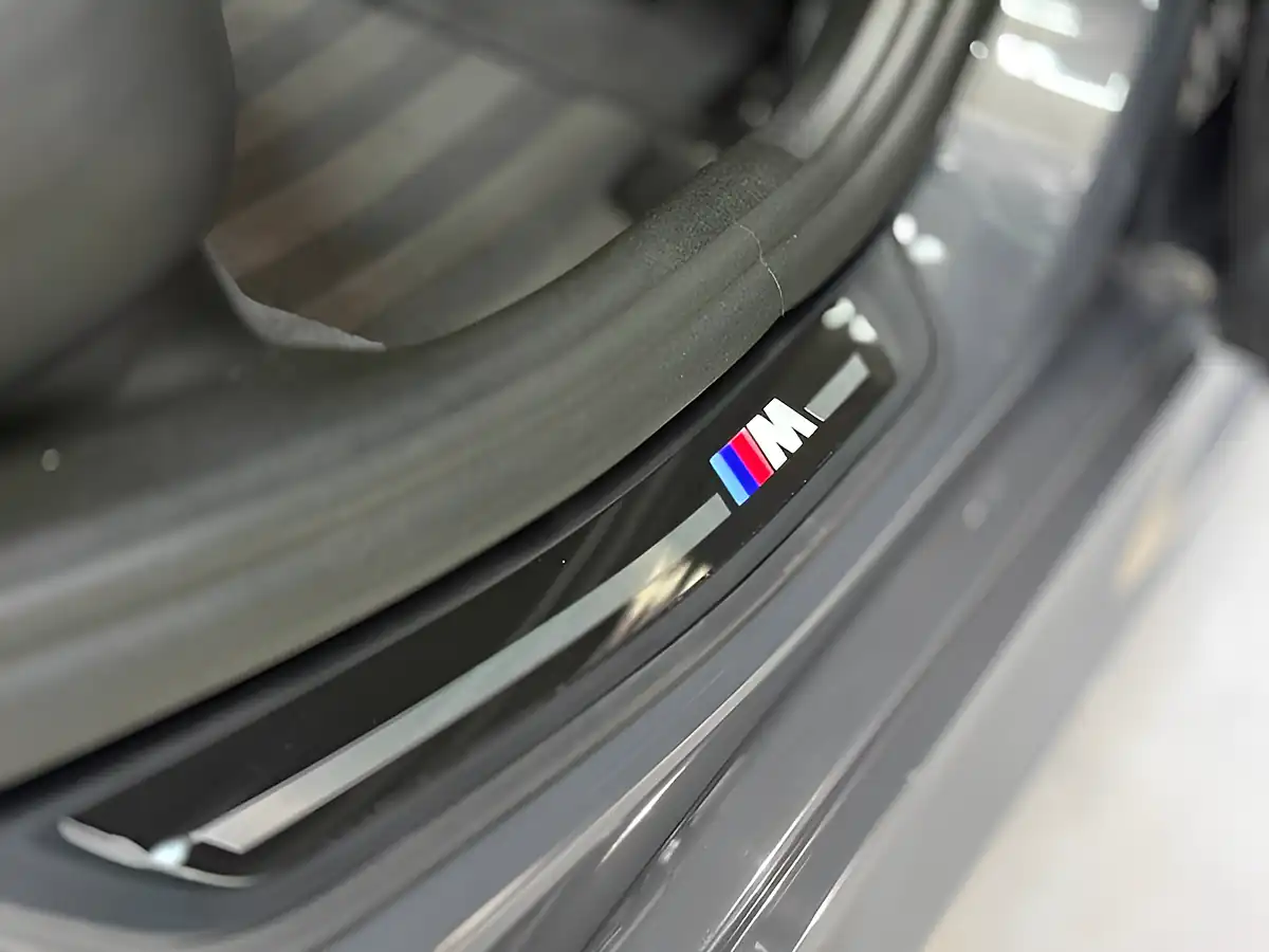Used 2021 BMW M5 Competition Grey - Interior and Exterior details 17