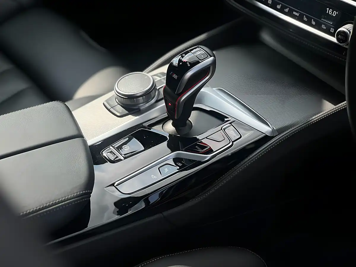 Used 2021 BMW M5 Competition Marina Bay Blue - Interior and Exterior details 15