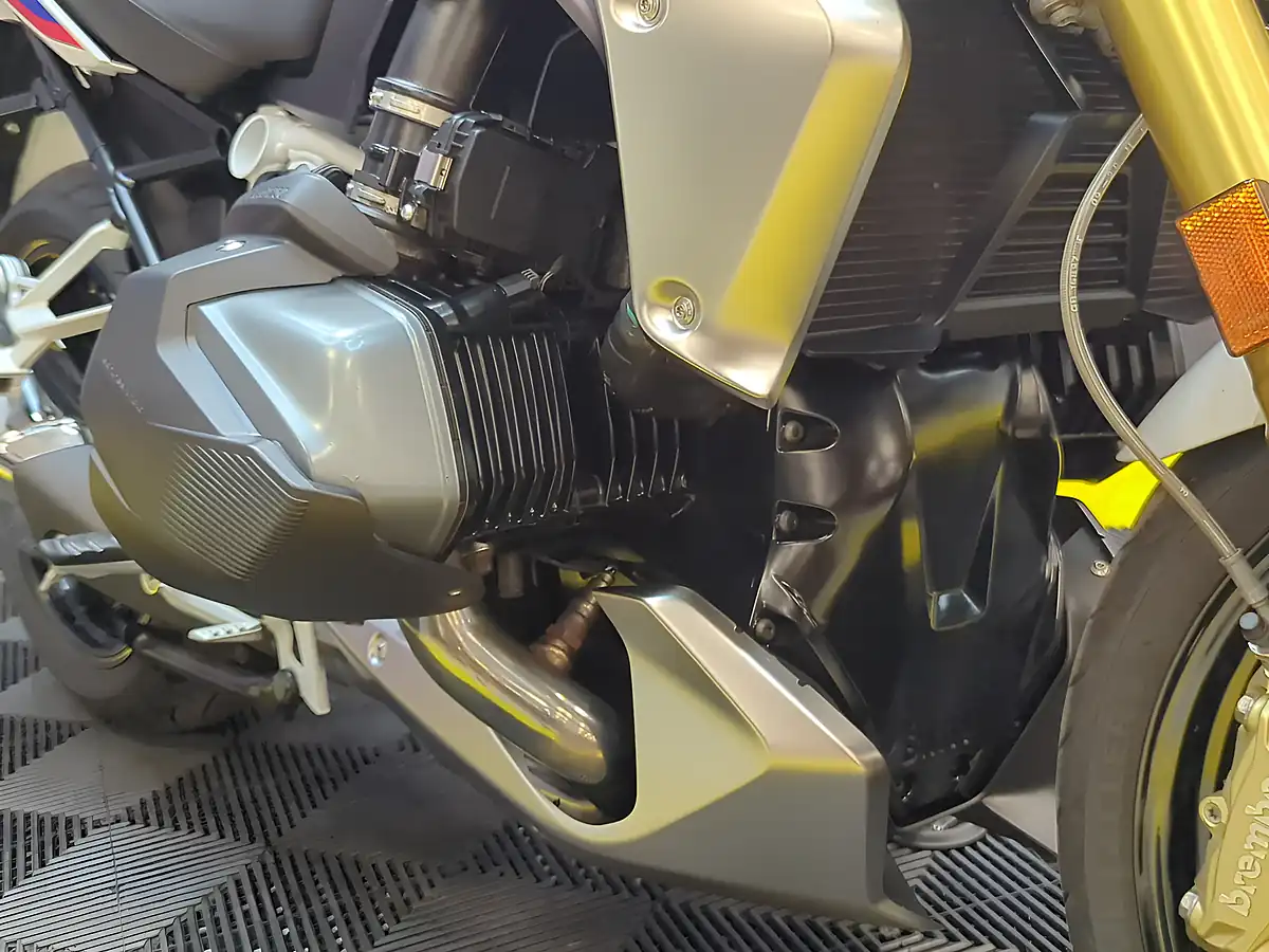 Used 2021 BMW R 1250 R Se Sport Colours - Interior and Exterior details 11