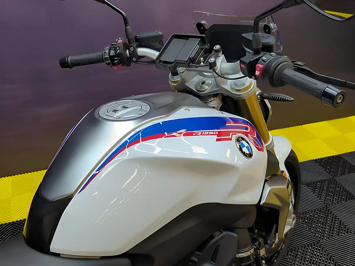 Used 2021 BMW R 1250 R Se Sport Colours - Interior and Exterior details 13