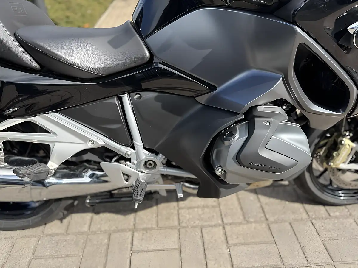 Used 2021 BMW R 1250 Rt Le Black - Interior and Exterior details 14