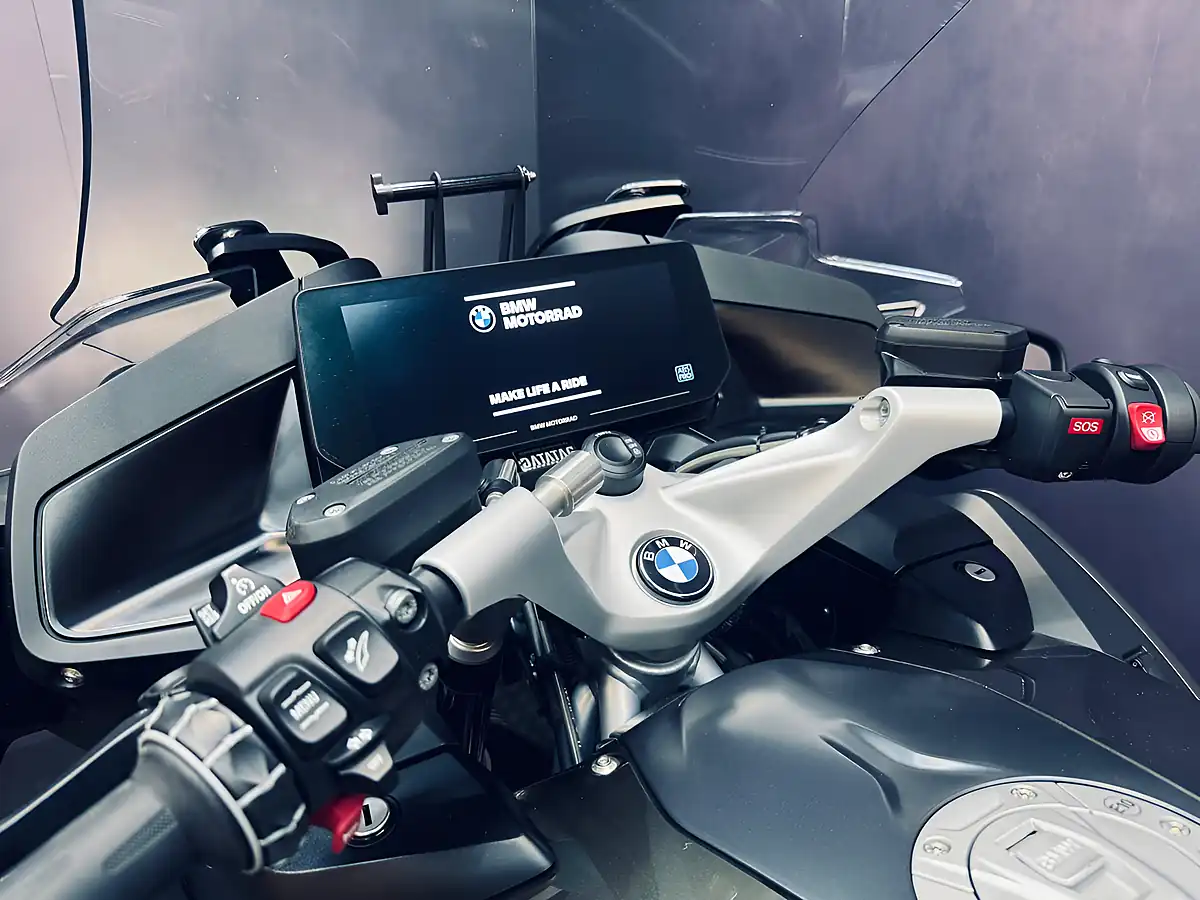 Used 2021 BMW R 1250 Rt Le Bronze - Interior and Exterior details 7