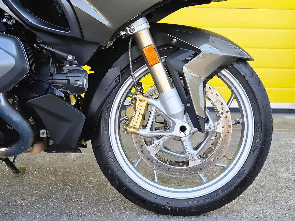 Used 2021 BMW R 1250 Rt Le Bronze - Interior and Exterior details 10