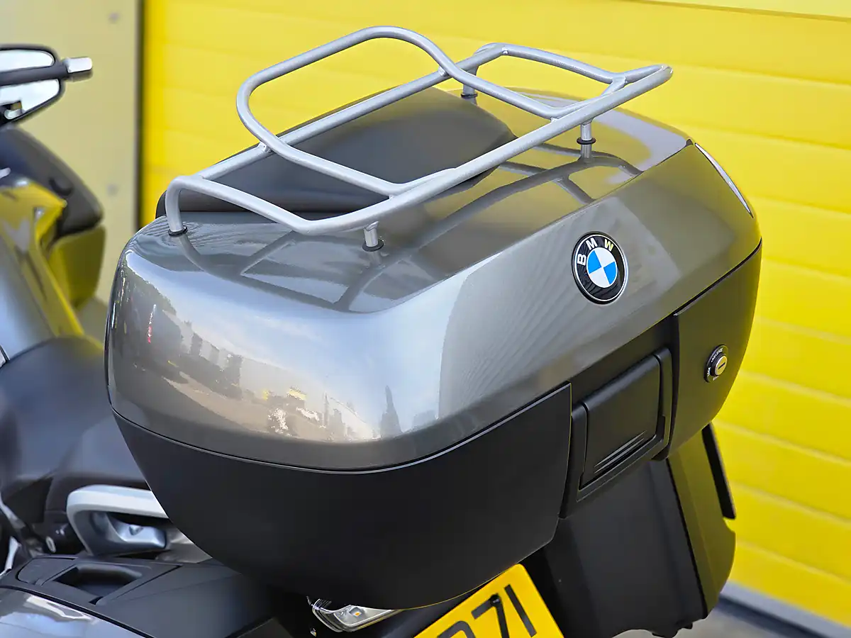 Used 2021 BMW R 1250 Rt Le Bronze - Interior and Exterior details 19