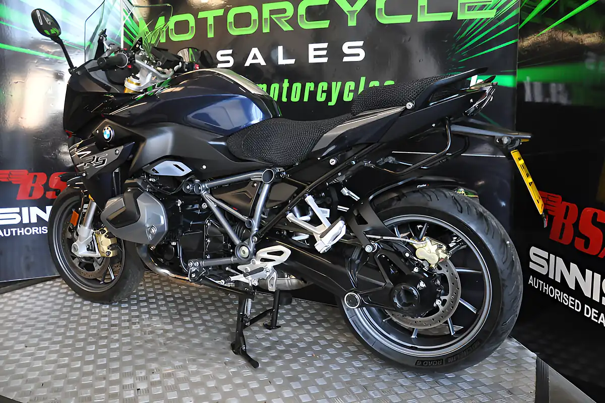 Used 2021 BMW R1250RS Exclusive Blue - Front View