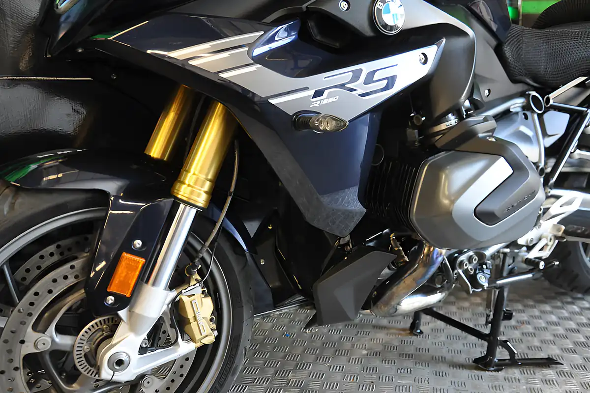 Used 2021 BMW R1250RS Exclusive Blue - Interior and Exterior details 3