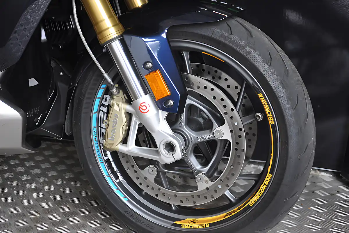 Used 2021 BMW R1250RS Exclusive Blue - Interior and Exterior details 6