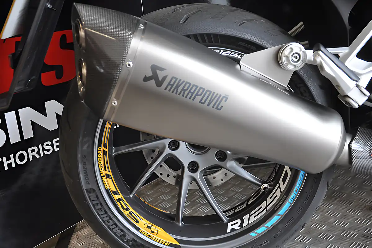 Used 2021 BMW R1250RS Exclusive Blue - Interior and Exterior details 9