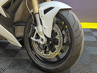 Used 2021 BMW S 1000 R Sport M Pack Multi-Colour - Interior and Exterior details 18
