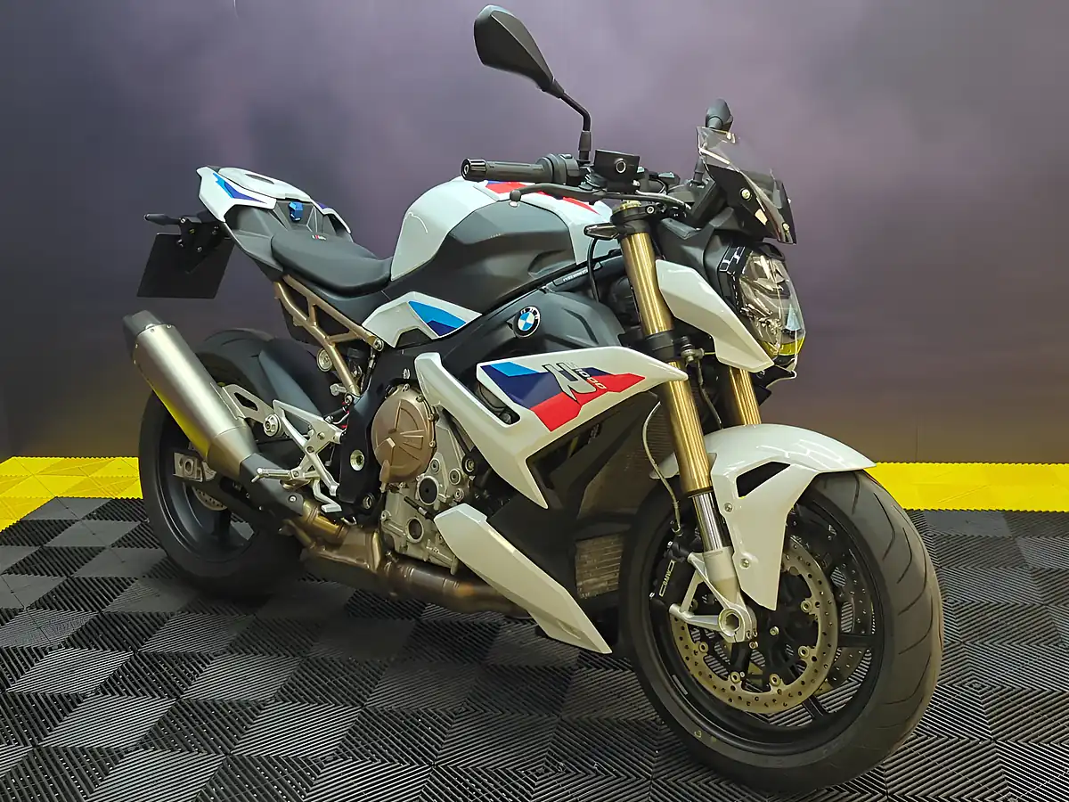 Used 2021 BMW S 1000 R Sport M Pack Multi-Colour - Interior and Exterior details 2