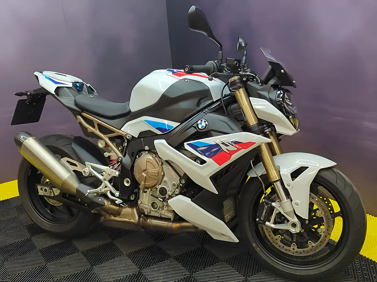Used 2021 BMW S 1000 R Sport M Pack Multi-Colour - Interior and Exterior details 3
