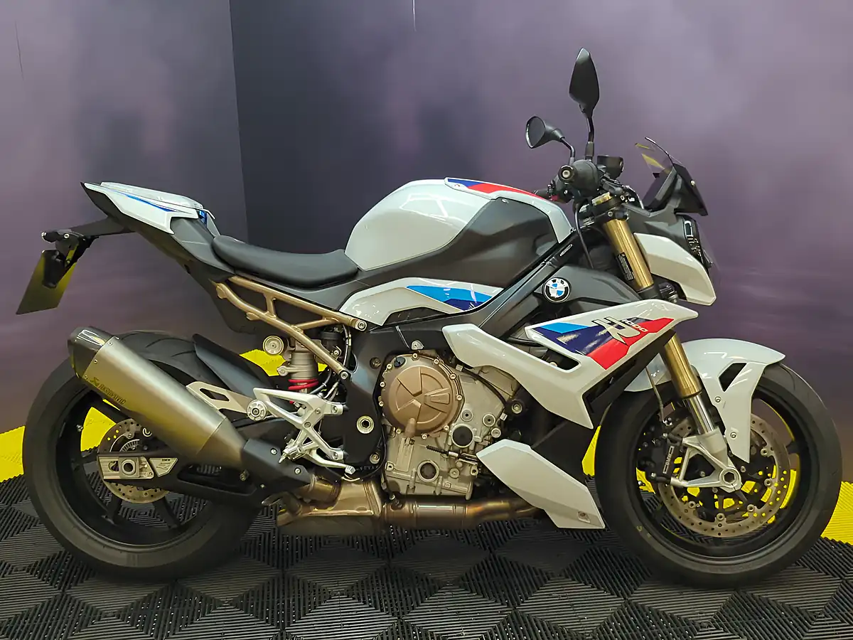 Used 2021 BMW S 1000 R Sport M Pack Multi-Colour - Interior and Exterior details 5