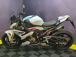 Used 2021 BMW S 1000 R Sport M Pack Multi-Colour - Interior and Exterior details 6