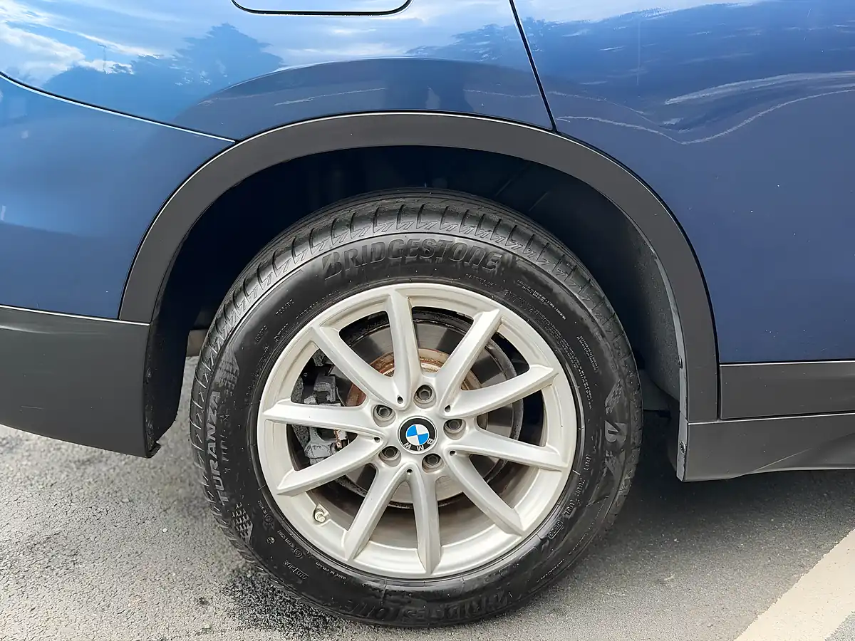 Used 2021 BMW X1 Se Phytonic Blue - Interior and Exterior details 10