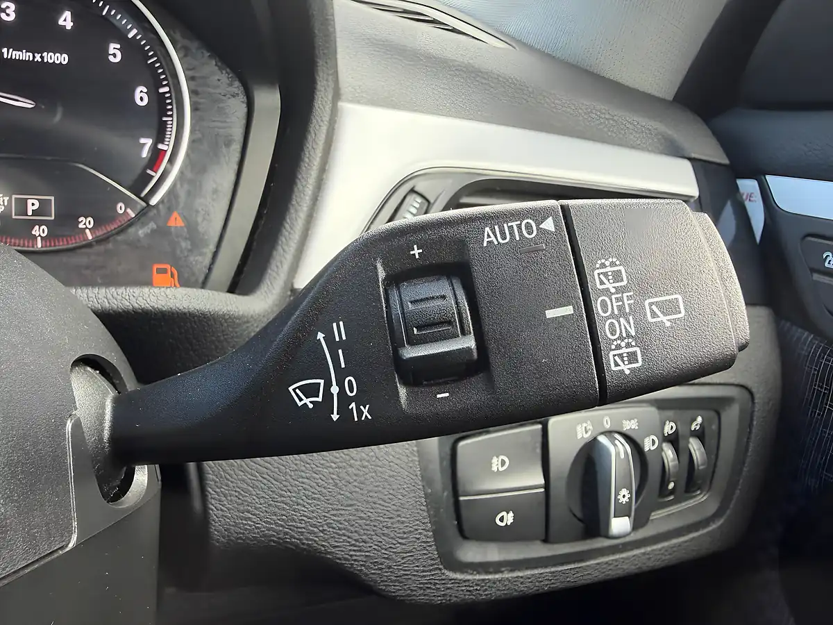 Used 2021 BMW X1 Se Phytonic Blue - Interior and Exterior details 11