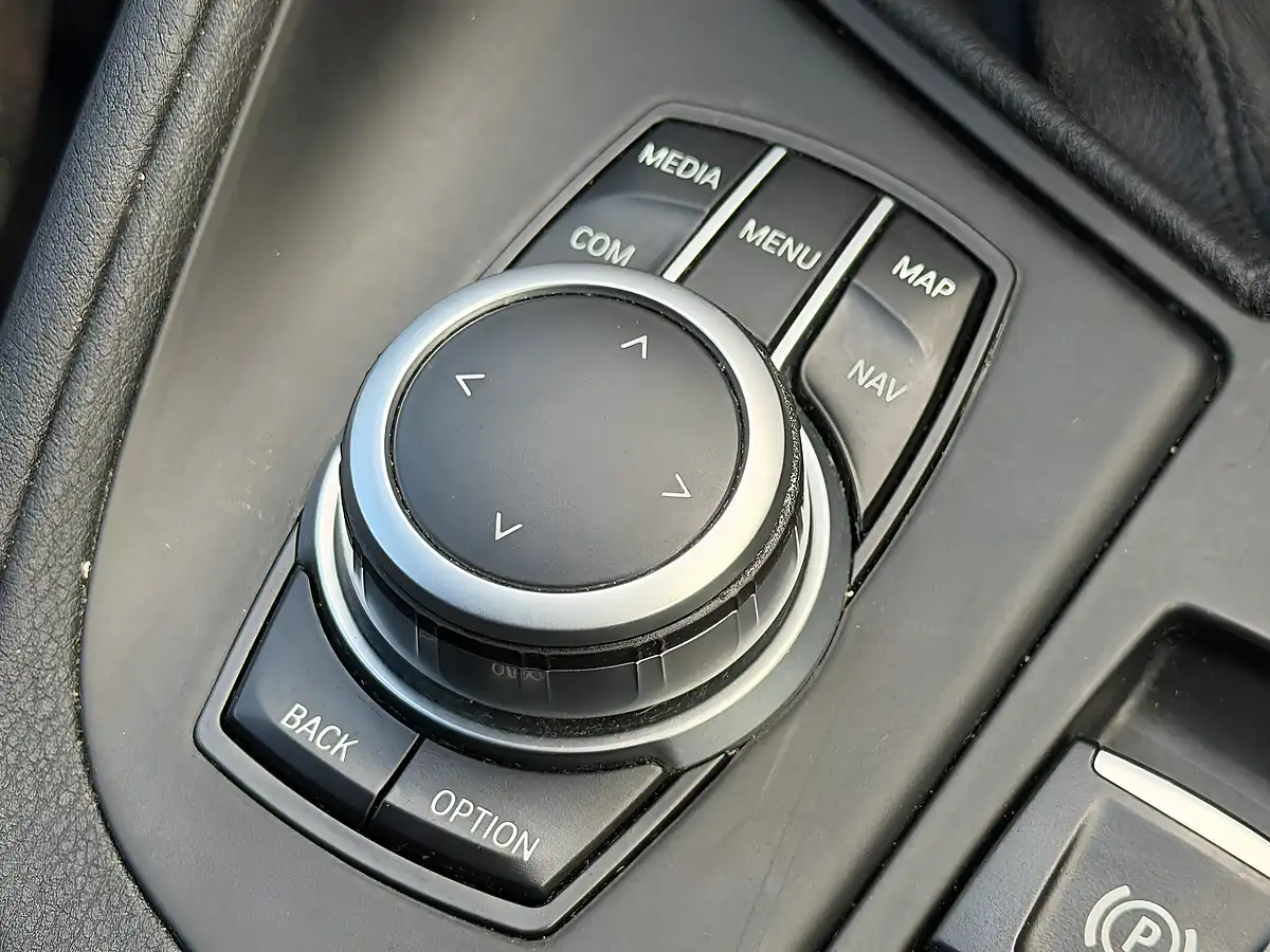 Used 2021 BMW X1 Se Phytonic Blue - Interior and Exterior details 14