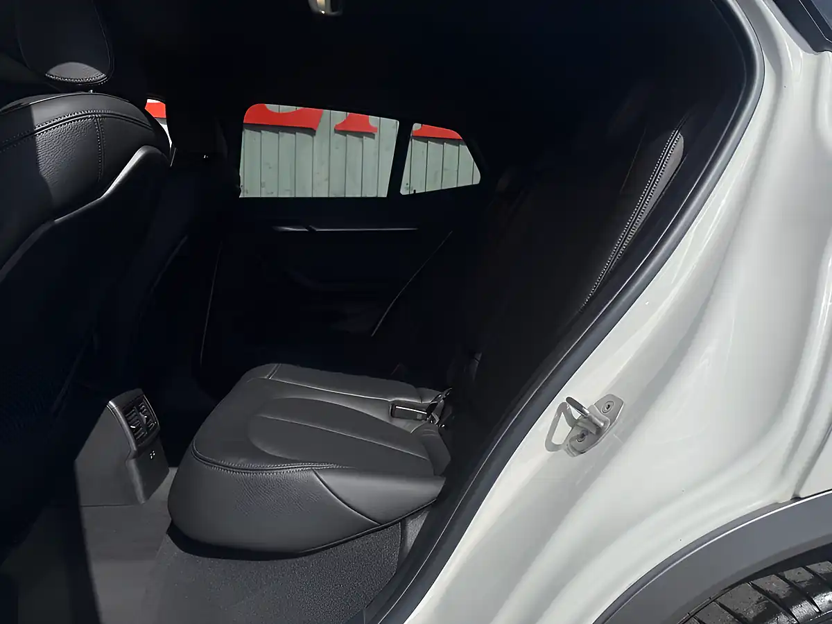 Used 2021 BMW X2 M Sport X White - Interior and Exterior details 14