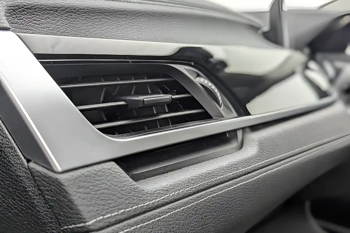 Used 2021 BMW X2 Sport Black - Interior and Exterior details 11