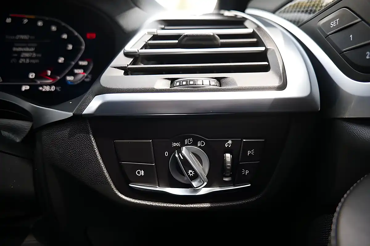 Used 2021 BMW X3 M Competition Marina Bay Blue - Interior and Exterior details 11