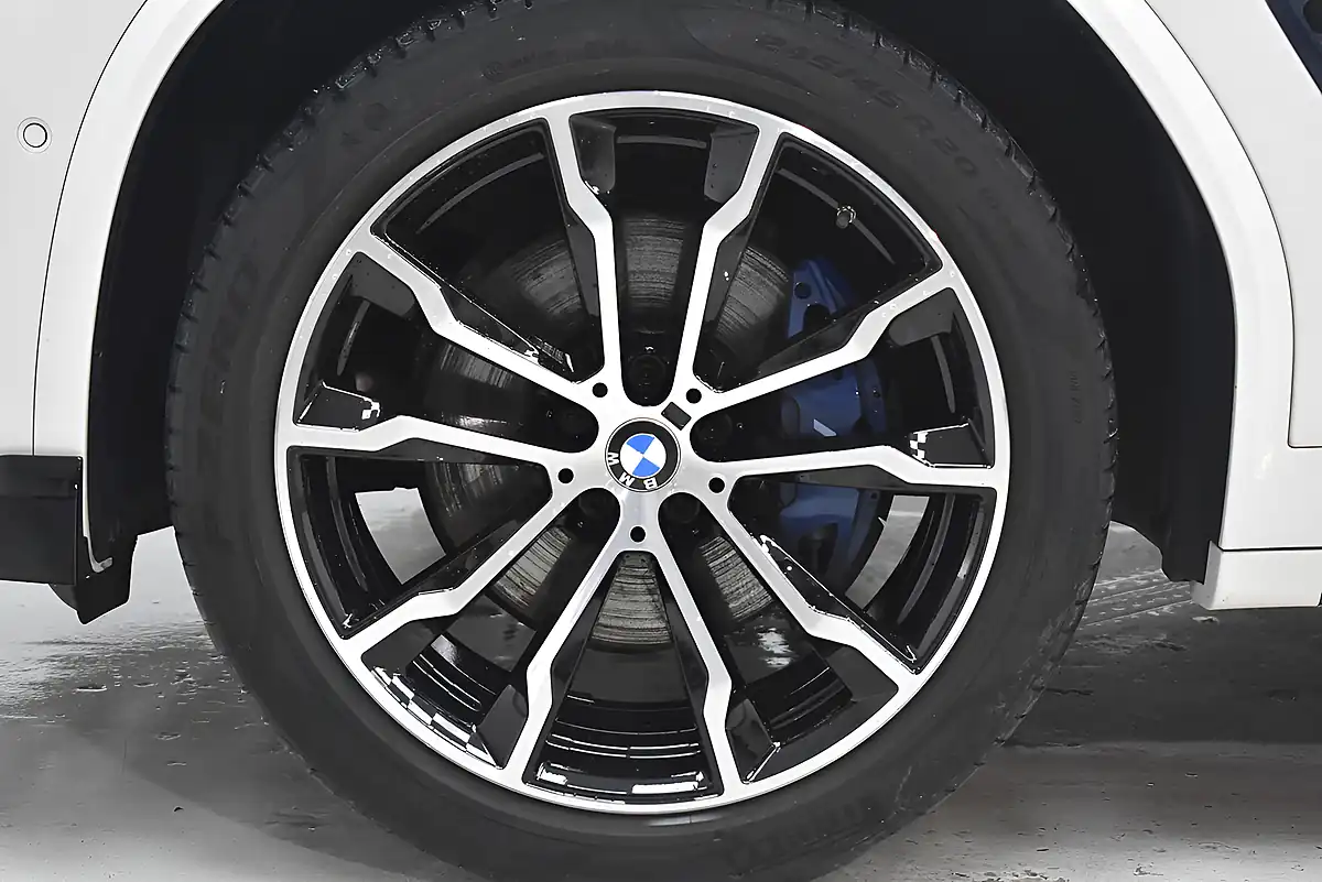 Used 2021 BMW X3 M Sport Alpine White - Interior and Exterior details 14