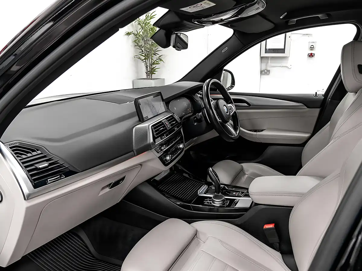 Used 2021 BMW X3 M Sport Sapphire Black - Interior and Exterior details 16