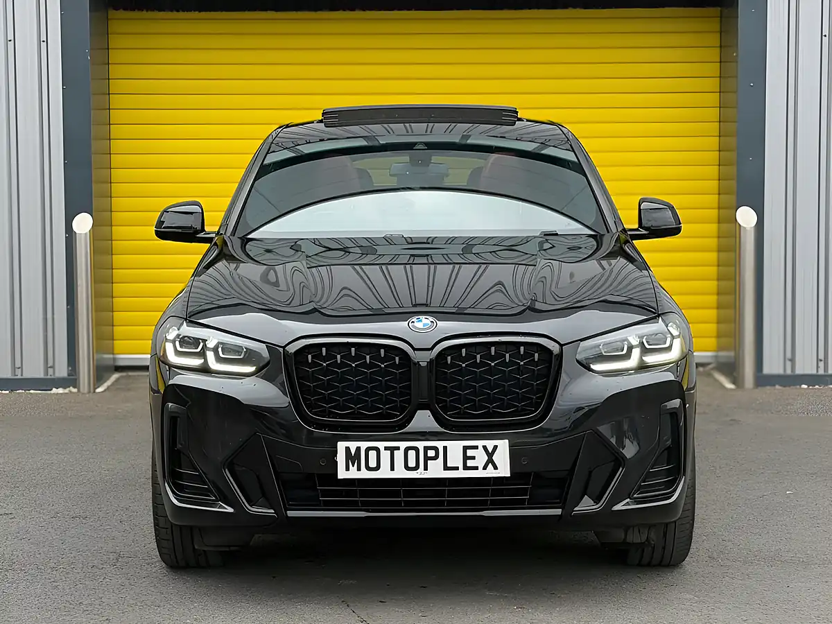 Used 2021 BMW X4 M Sport Black Sapphire - Interior and Exterior details 3