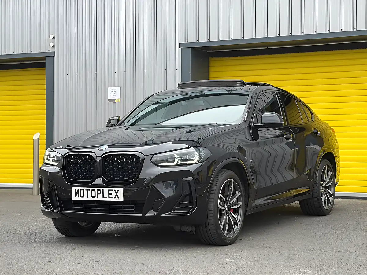 Used 2021 BMW X4 M Sport Black Sapphire - Interior and Exterior details 4