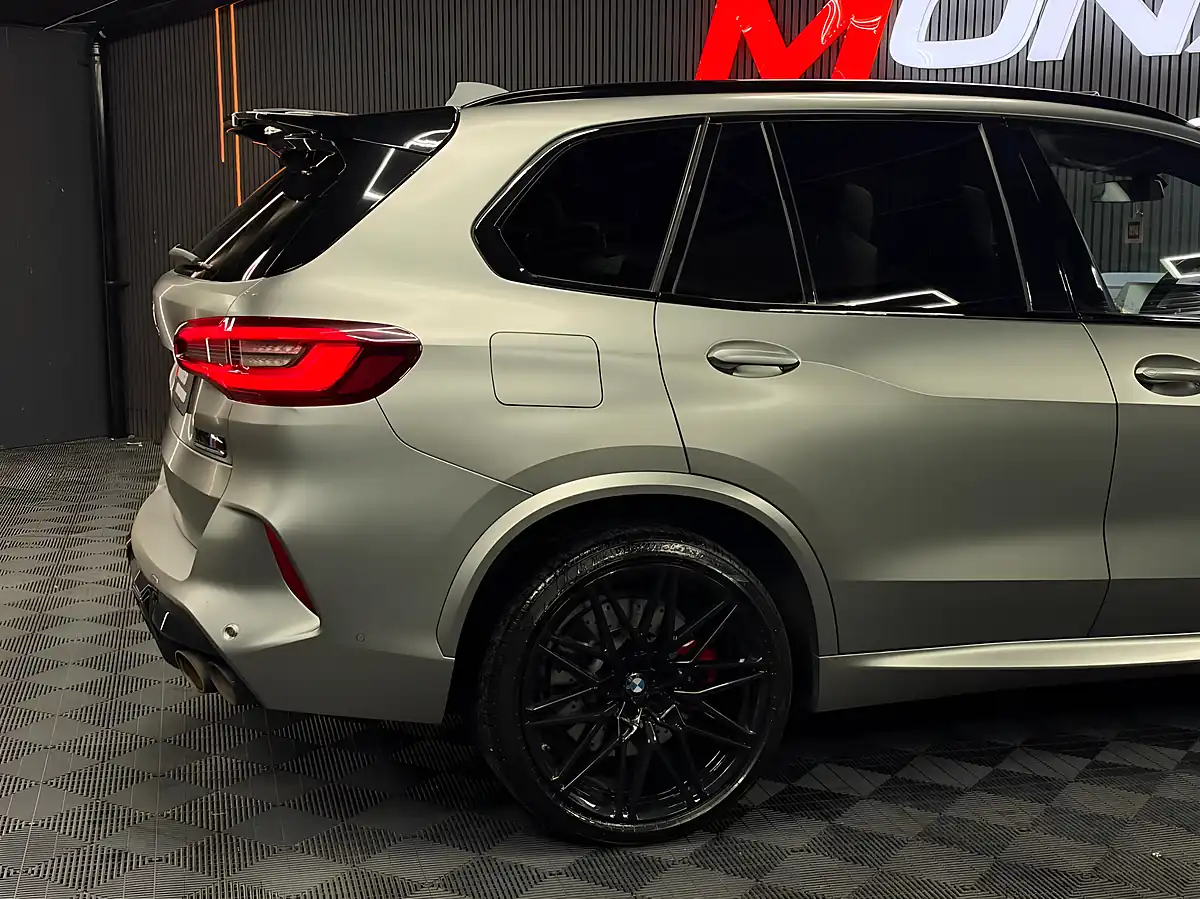 Used 2021 BMW X5 M Competition First Edition Silver - Interior and Exterior details 9