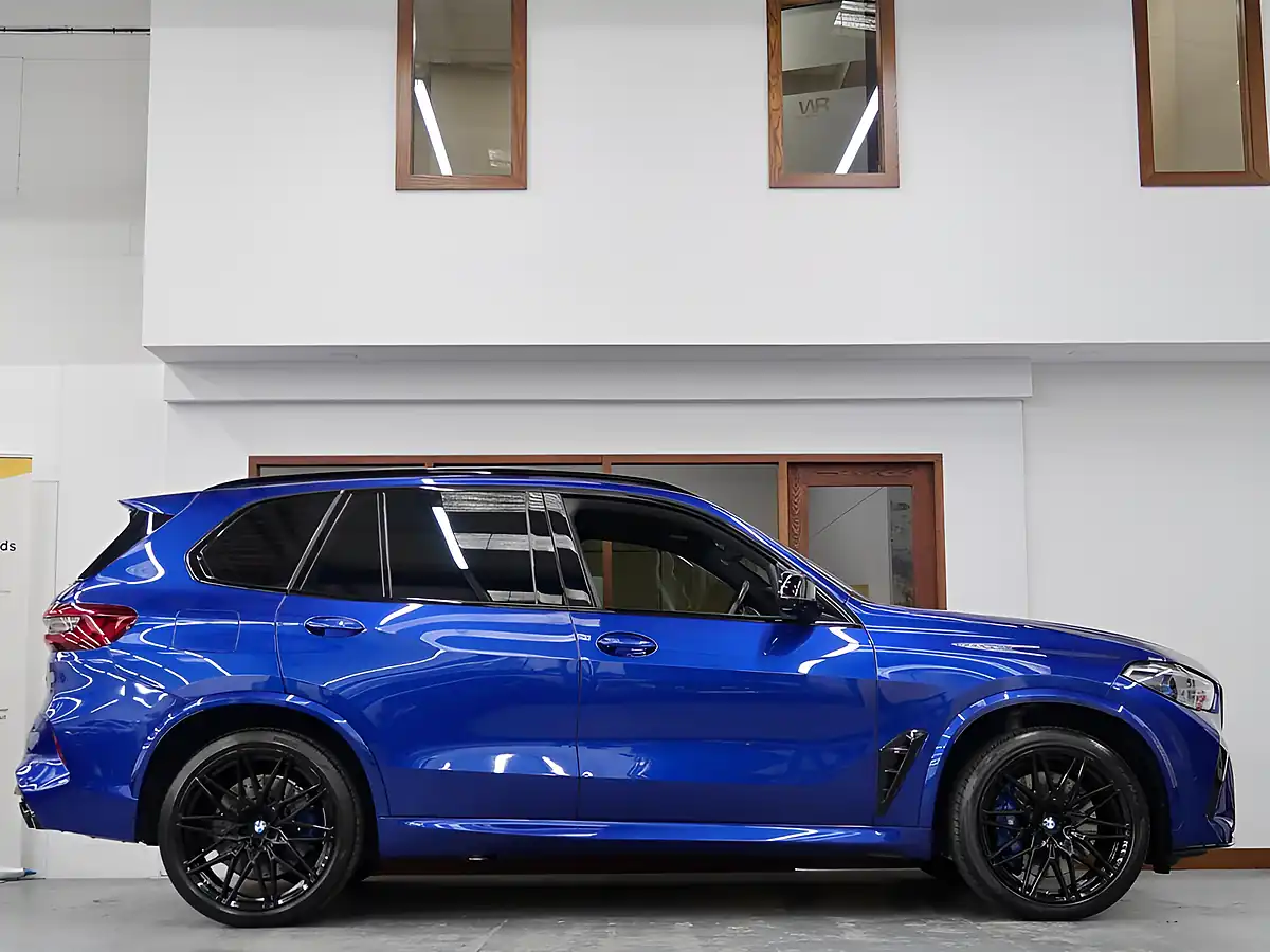 Used 2021 BMW X5 M Competition Marina Bay Blue - Interior and Exterior details 3