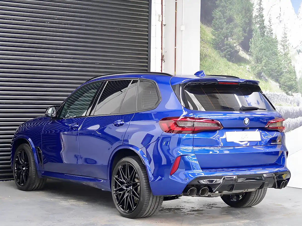 Used 2021 BMW X5 M Competition Marina Bay Blue - Interior and Exterior details 7