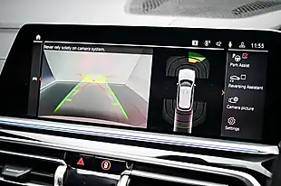 Used 2021 BMW X5 M Sport Alpine White - Interior and Exterior details 16