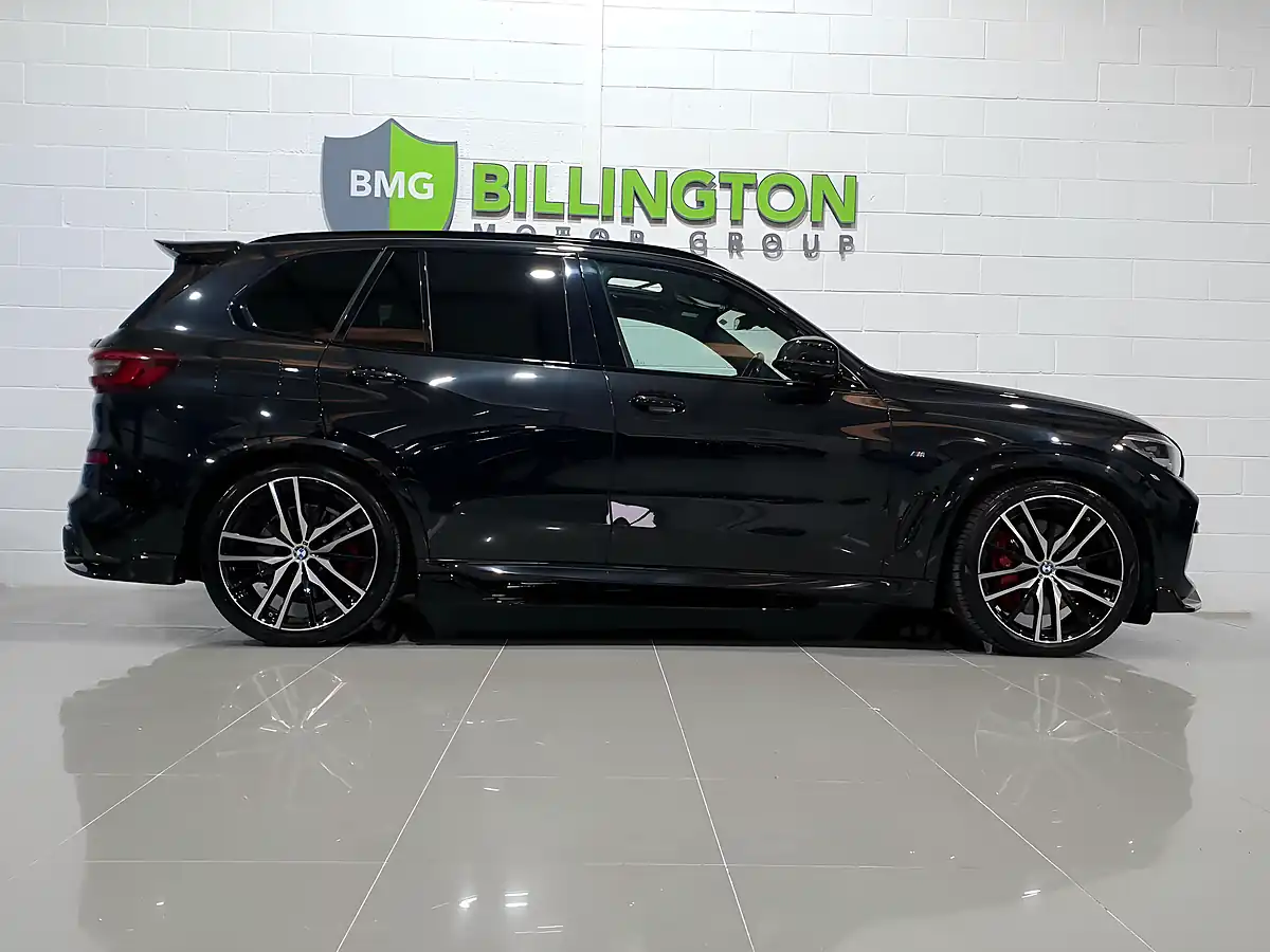 Used 2021 BMW X5 M Sport Black - Interior and Exterior details 9