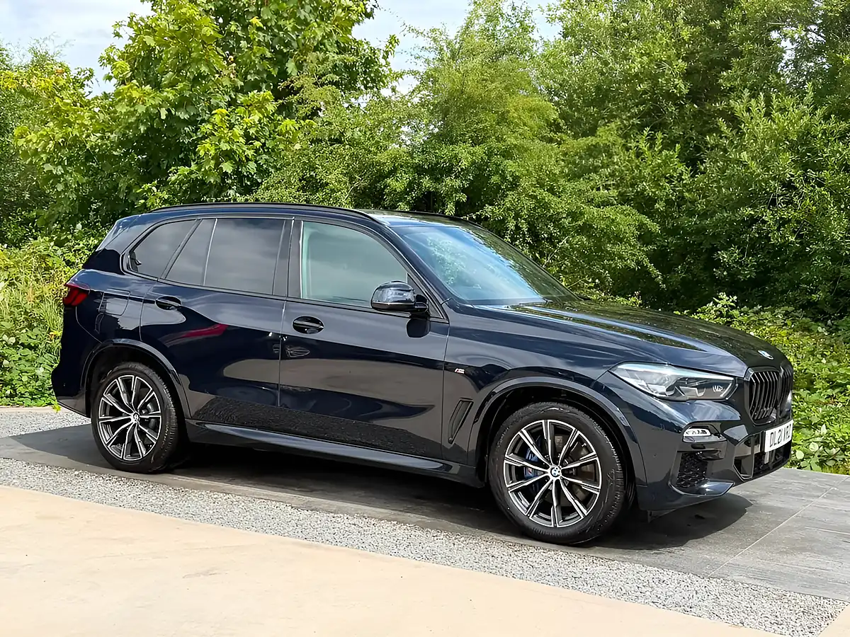 Used 2021 BMW X5 M Sport Black - Interior and Exterior details 10