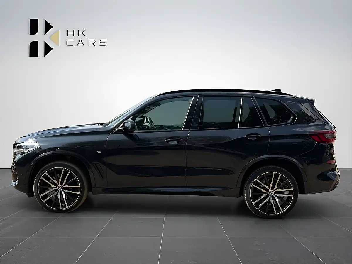 Used 2021 BMW X5 M Sport Black - Interior and Exterior details 9