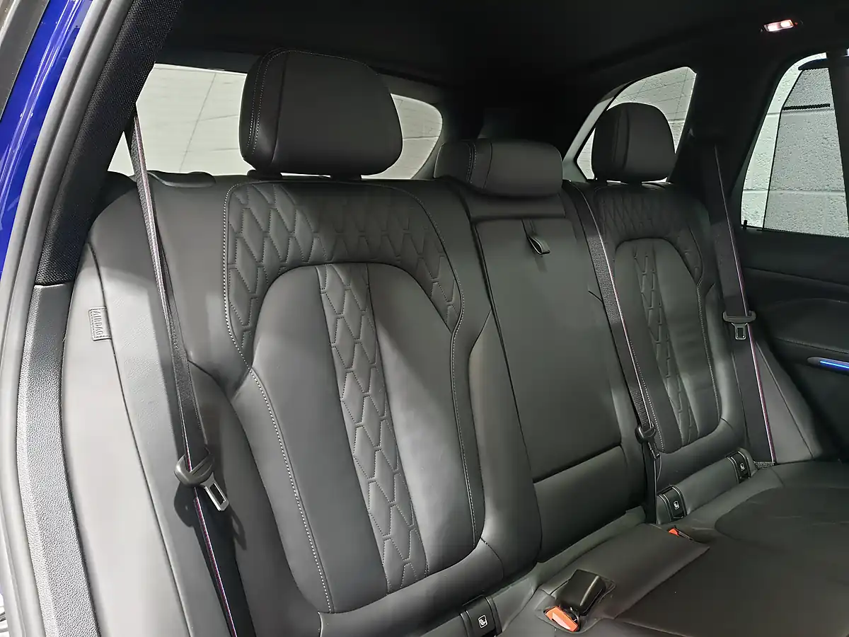 Used 2021 BMW X5 M Sport Blue - Interior and Exterior details 15