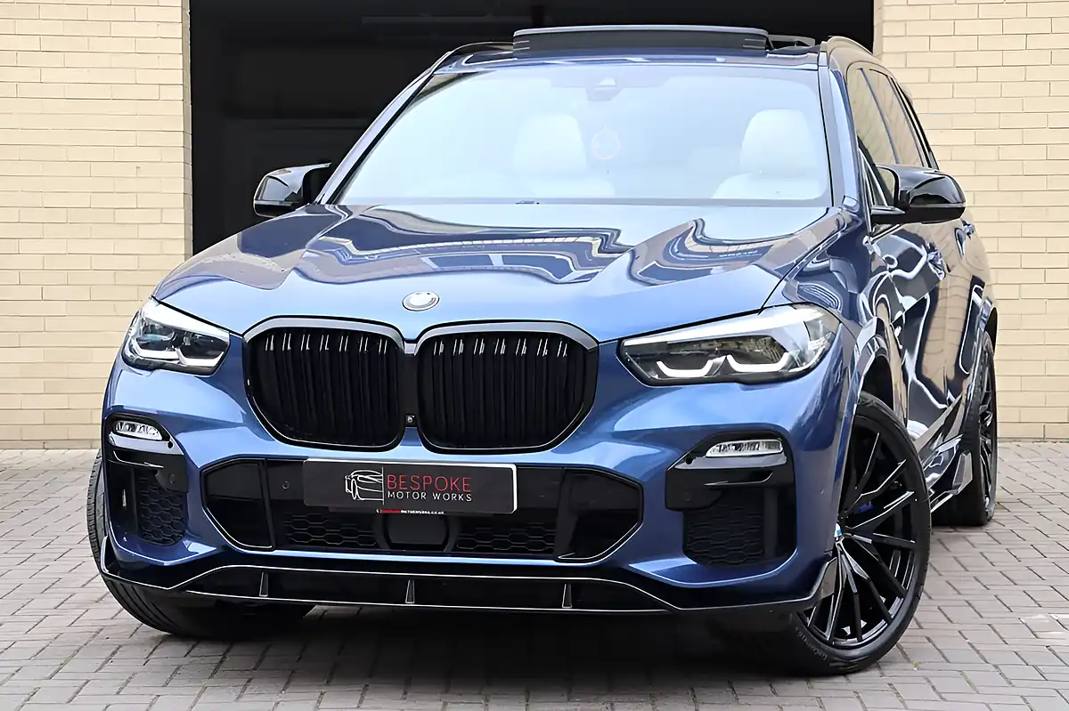 Used 2021 BMW X5 M Sport Blue - Front View
