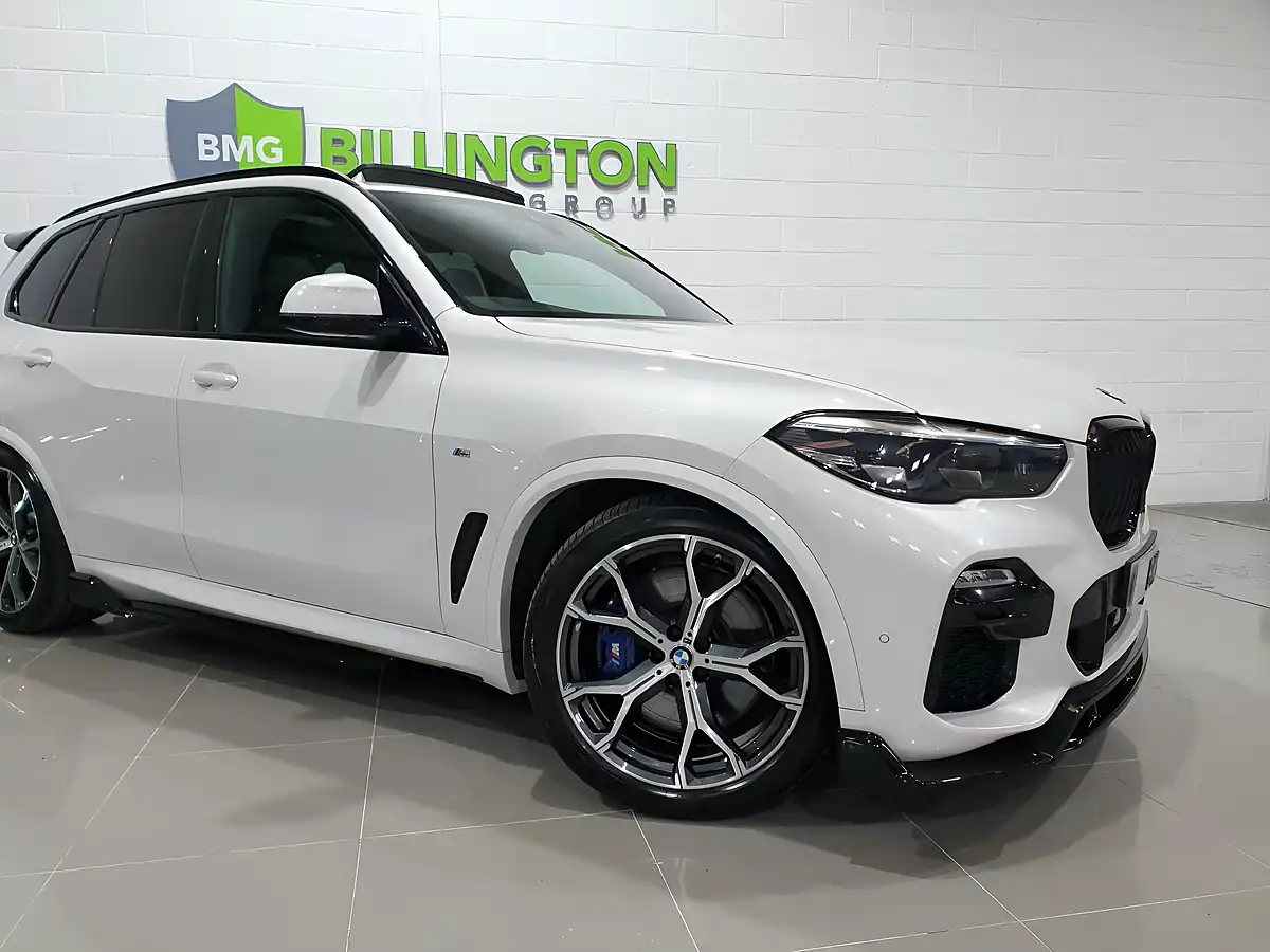 Used 2021 BMW X5 M Sport Mineral White - Interior and Exterior details 12
