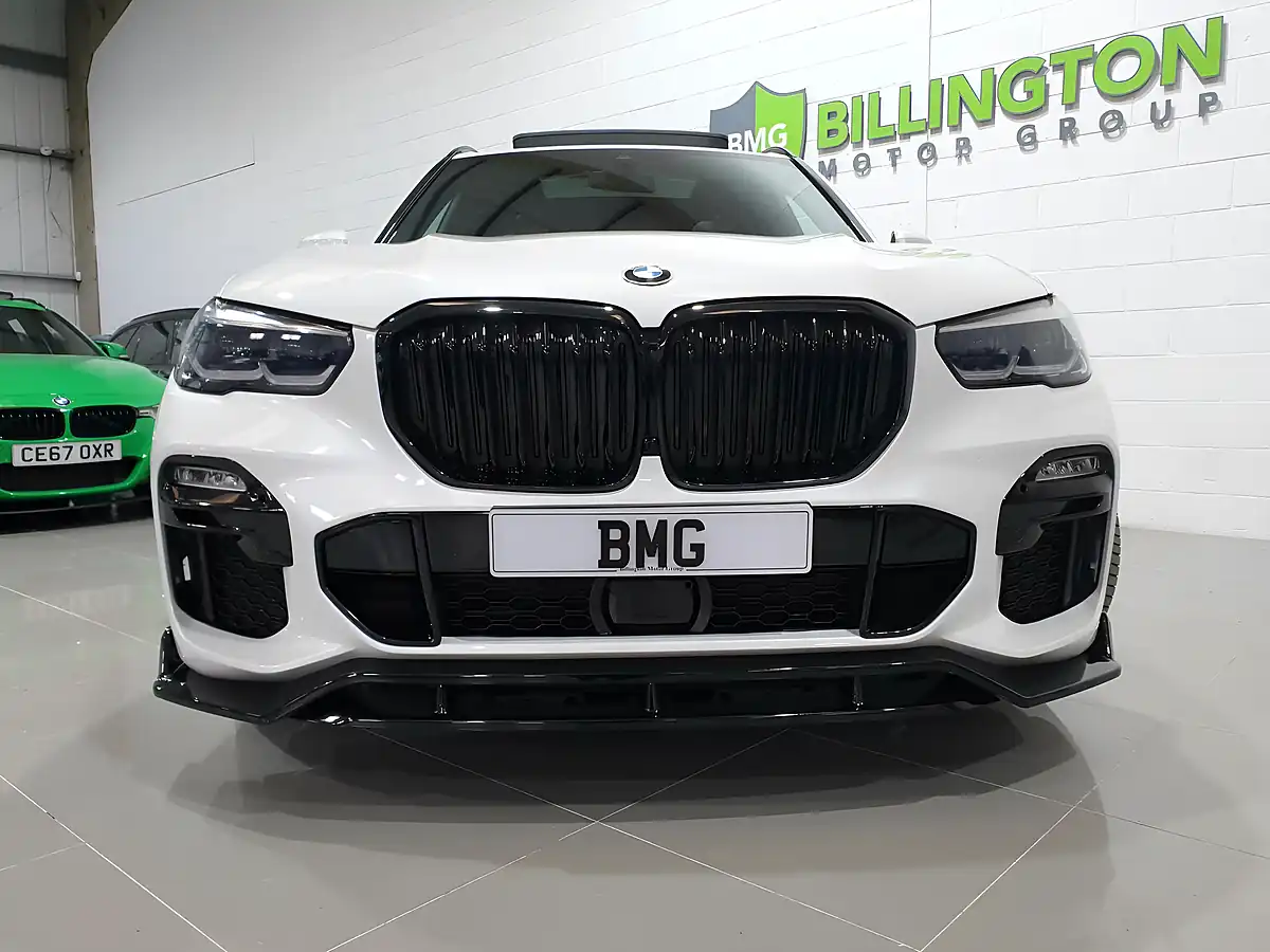 Used 2021 BMW X5 M Sport Mineral White - Interior and Exterior details 14