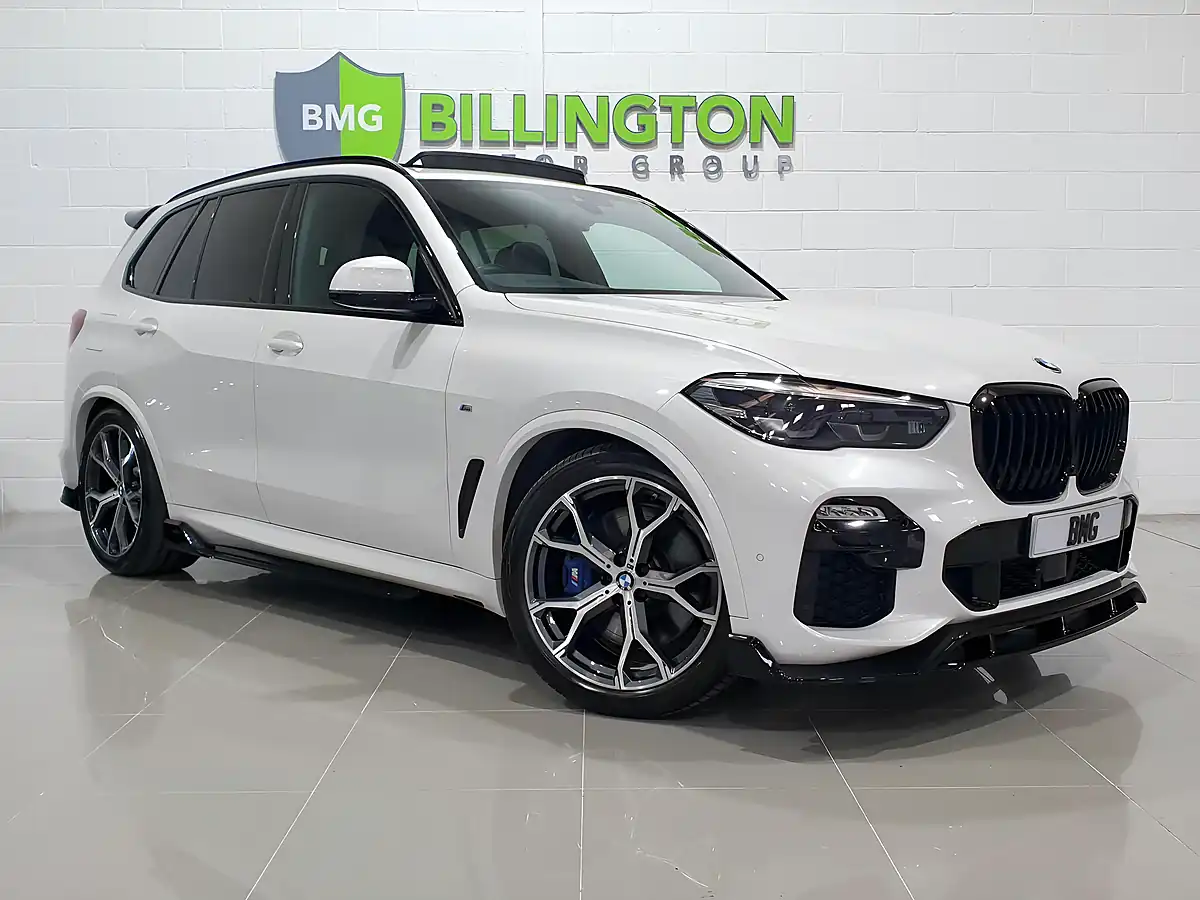 Used 2021 BMW X5 M Sport Mineral White - Interior and Exterior details 9