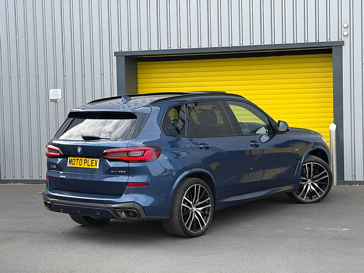Used 2021 BMW X5 M Sport Phytonic Blue - Interior and Exterior details 15