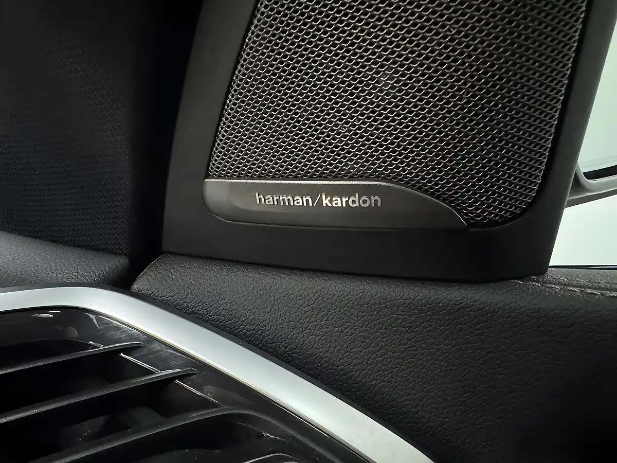 Used 2021 BMW X5 M Sport Sapphire Black Metallic - Interior and Exterior details 17