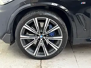 Used 2021 BMW X5 M Sport Sapphire Black Metallic - Interior and Exterior details 19
