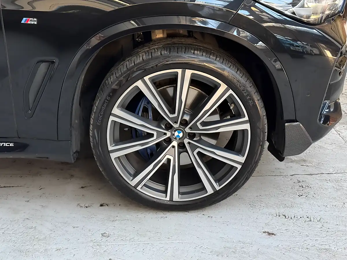 Used 2021 BMW X5 M Sport Sapphire Black Metallic - Interior and Exterior details 20