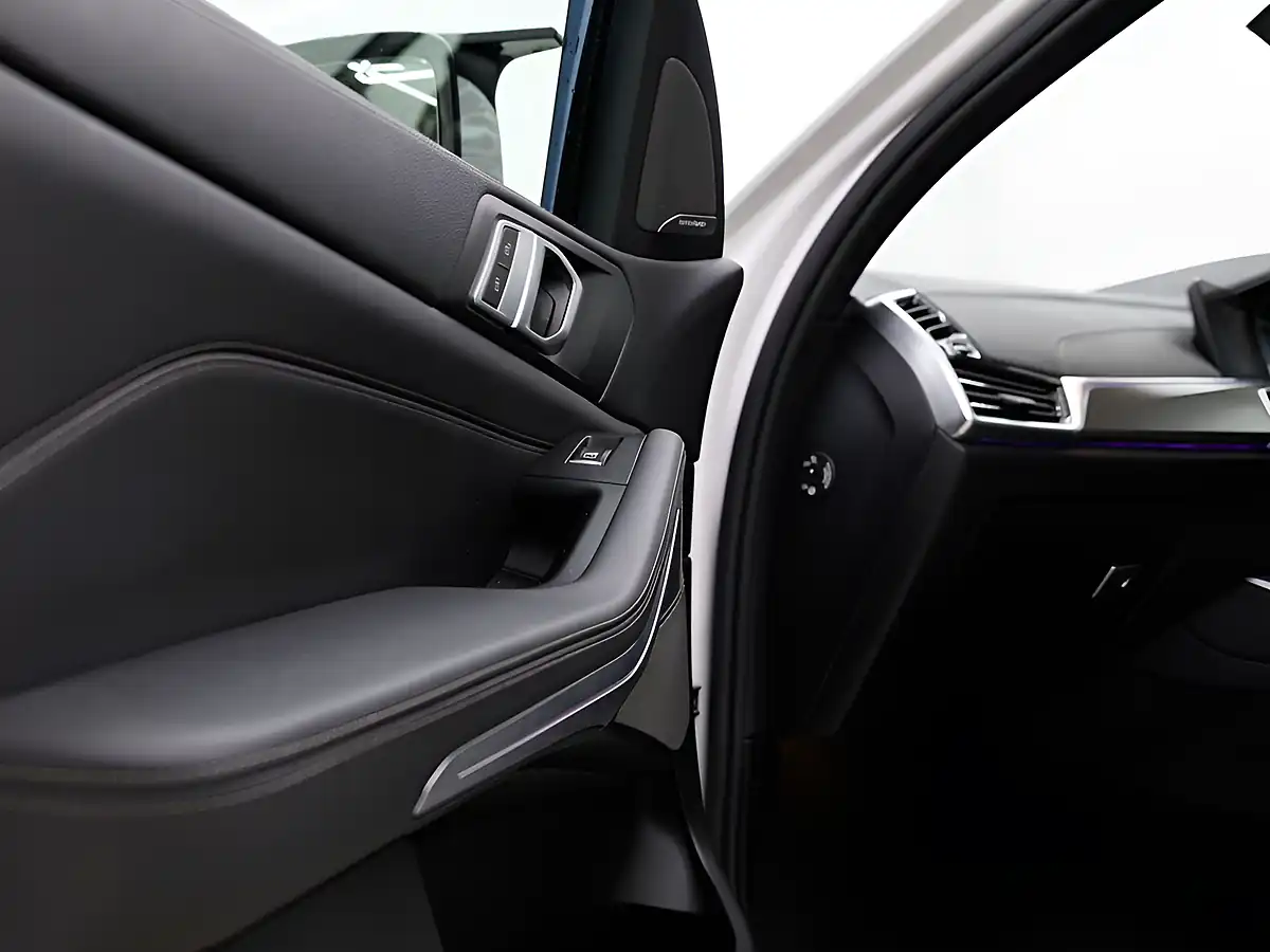 Used 2021 BMW X5 M Sport White - Interior and Exterior details 16