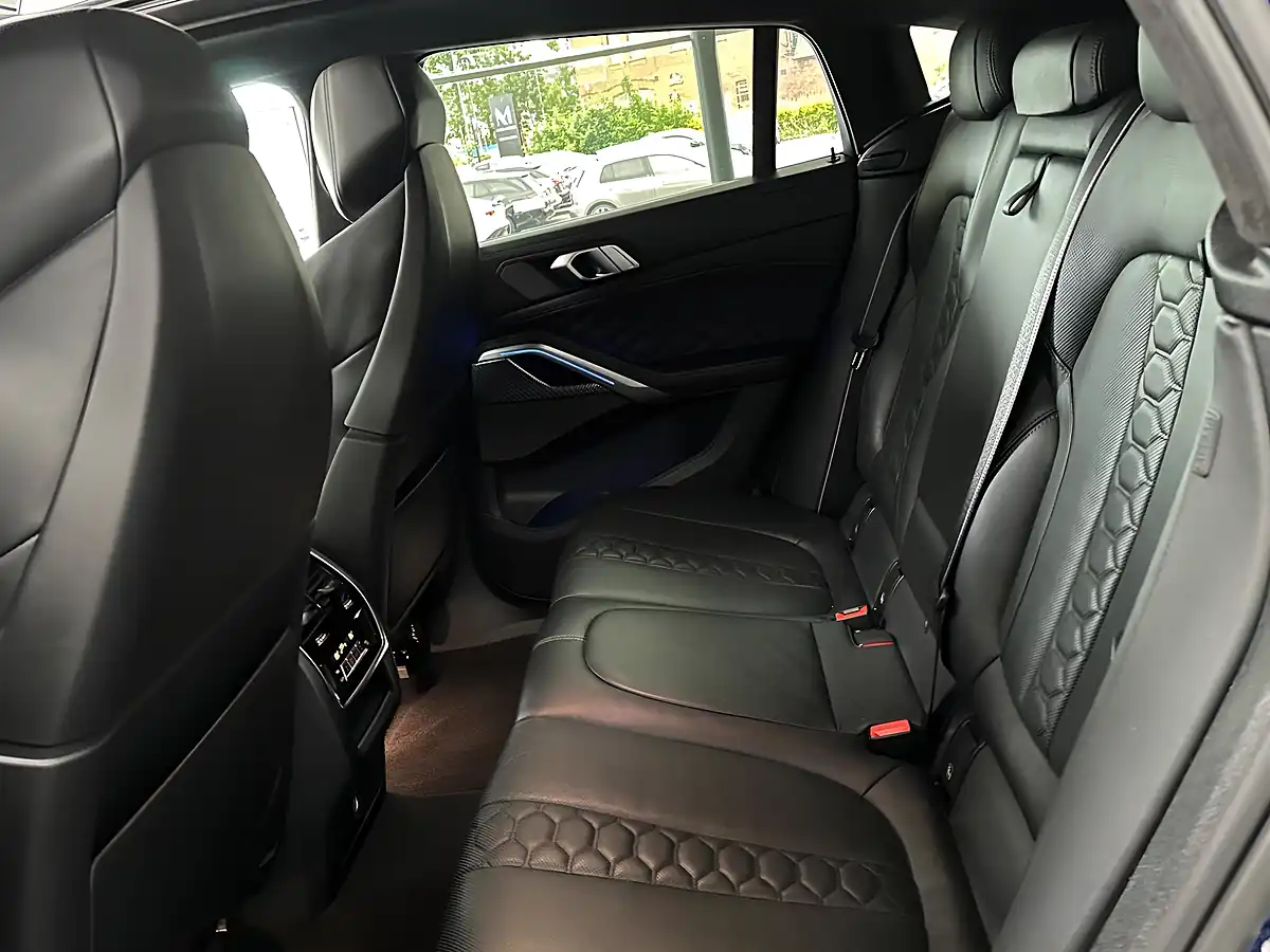 Used 2021 BMW X6 M Competition Blue - Interior and Exterior details 19