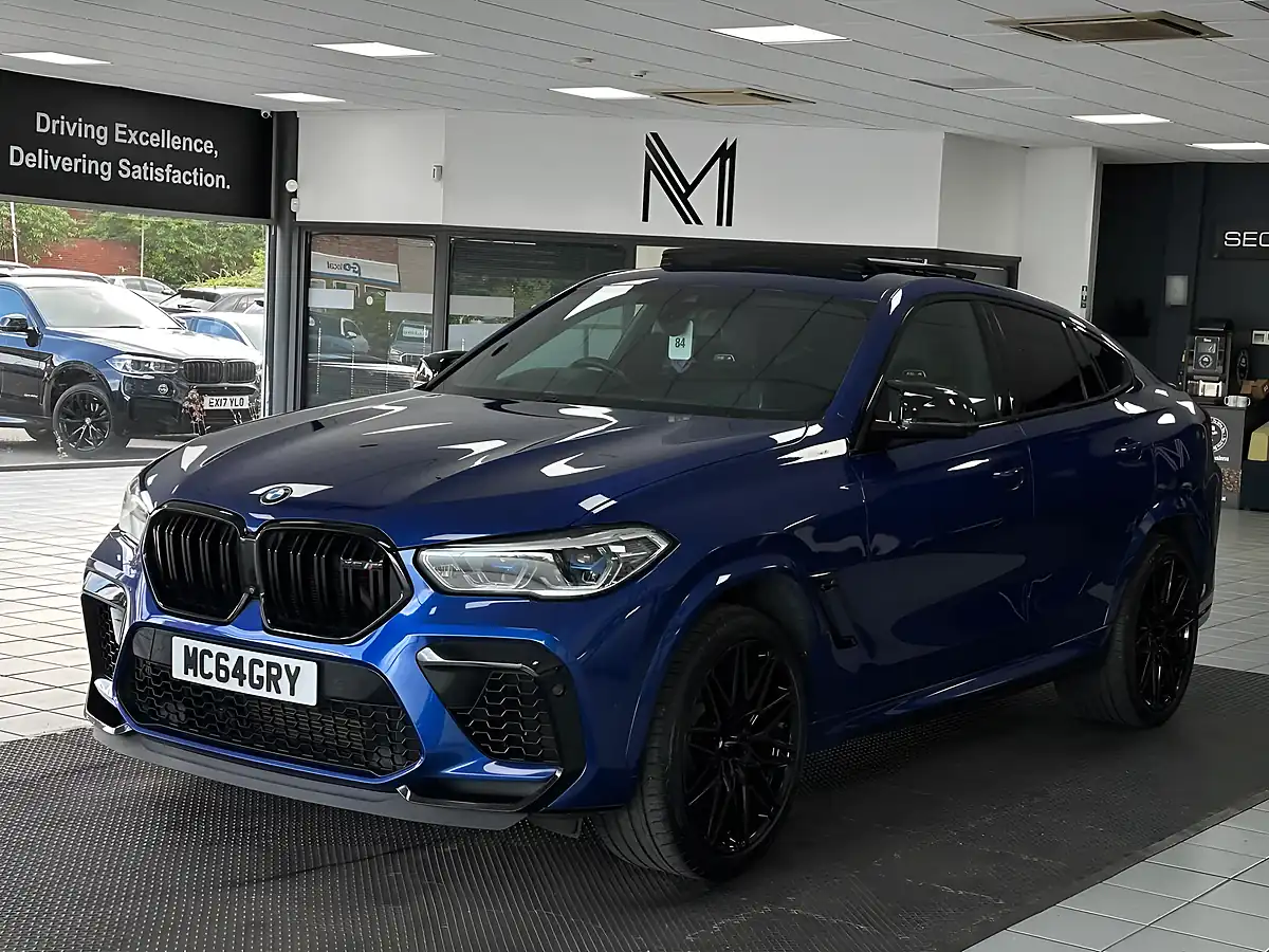 Used 2021 BMW X6 M Competition Blue - Interior and Exterior details 8