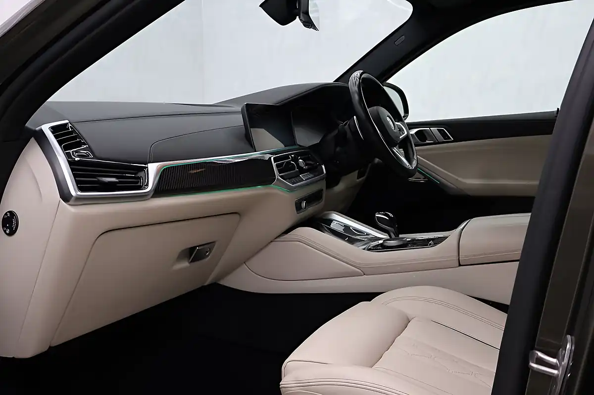 Used 2021 BMW X6 M Sport Green - Interior and Exterior details 12