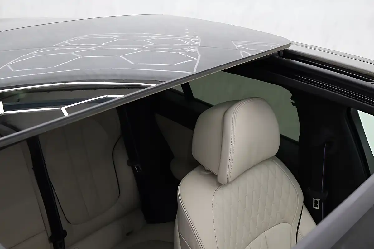 Used 2021 BMW X6 M Sport Green - Interior and Exterior details 15
